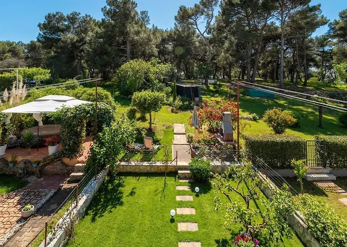 빌라 Casa Ada By Briskva